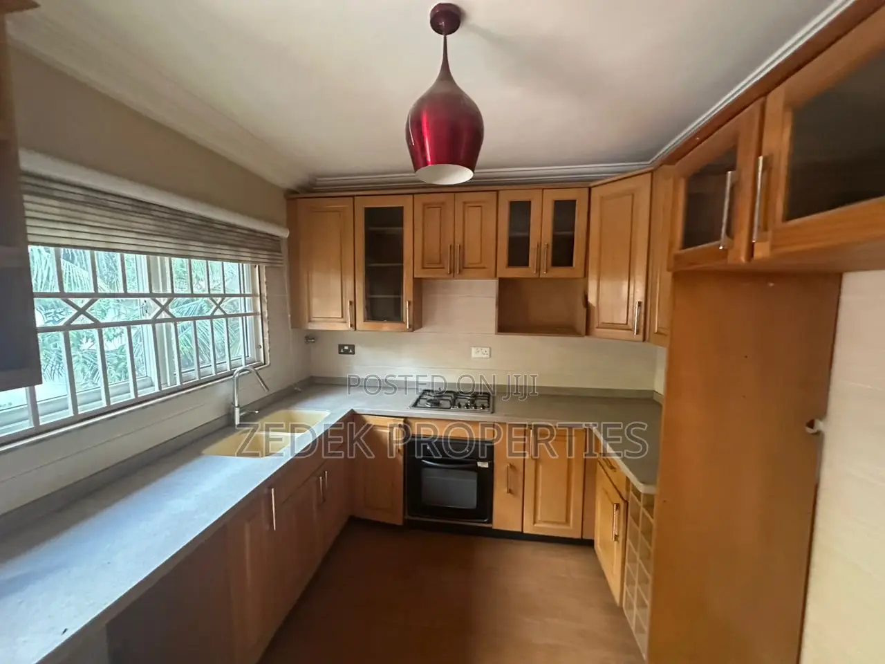 4bdrm Mansion in Kwabenya, Ashomang Estate for rent