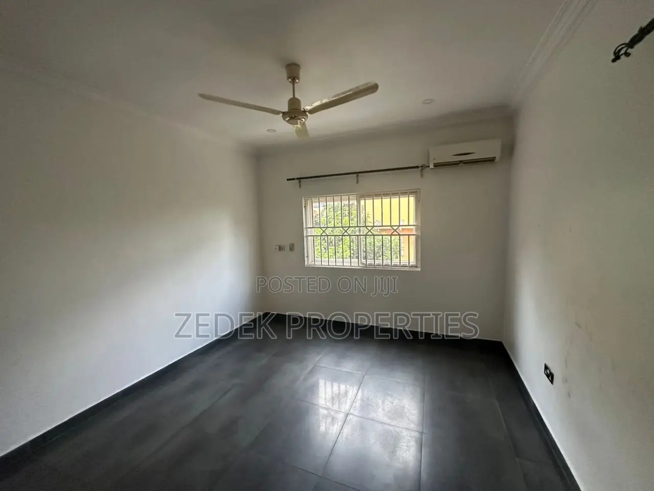 4bdrm Mansion in Kwabenya, Ashomang Estate for rent