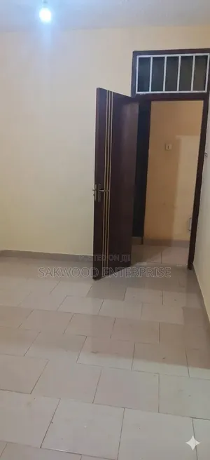 1bdrm Apartment in Sakwood Enterprise, Valley View Area for rent