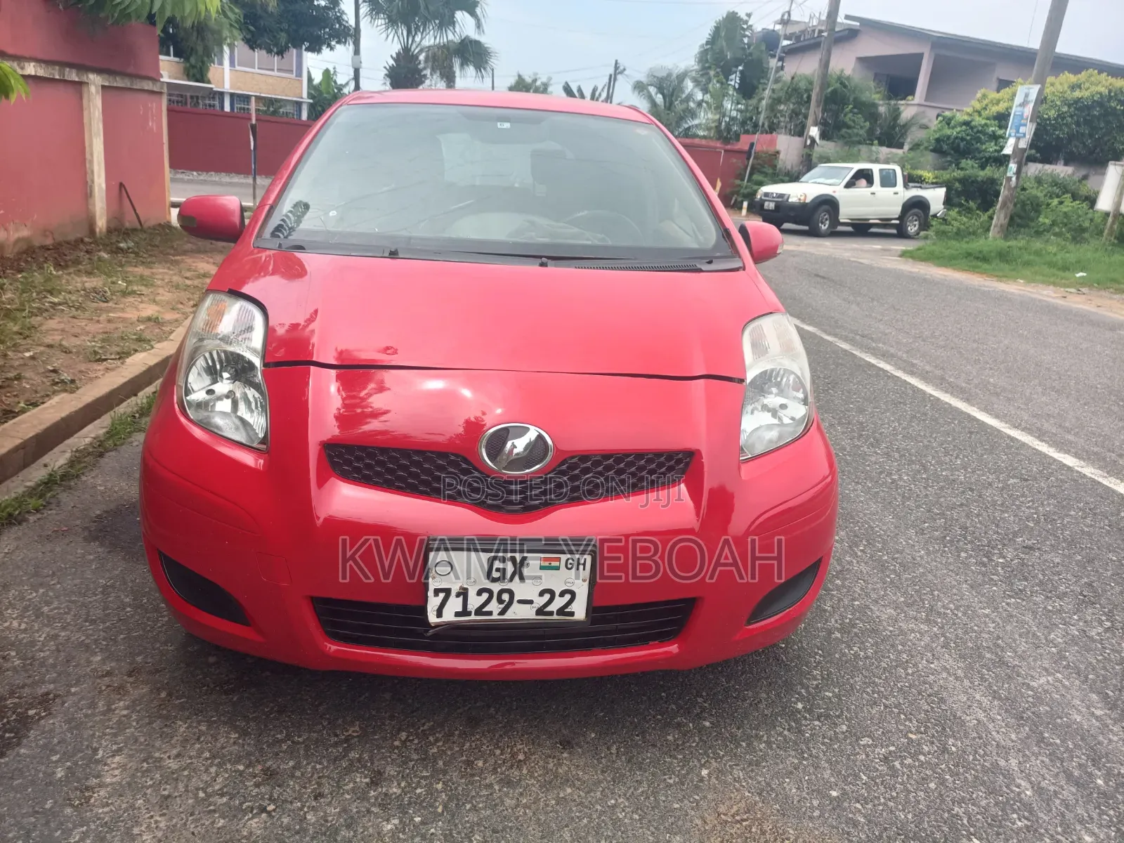 Toyota Vitz 1.0 FWD 3dr 2010 Red