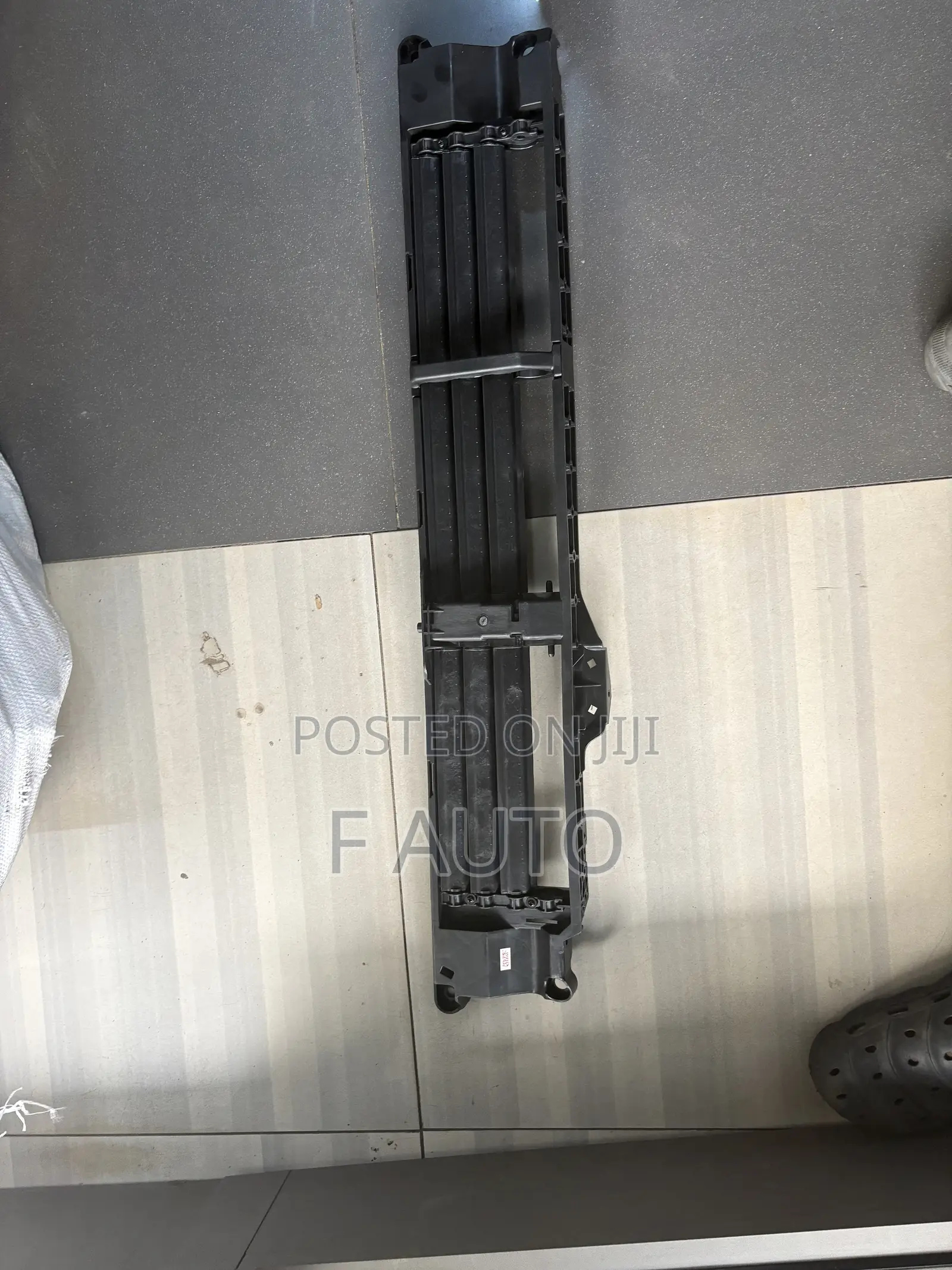 Honda CRV 2023,2024,2025 Shutter Grill With Motor