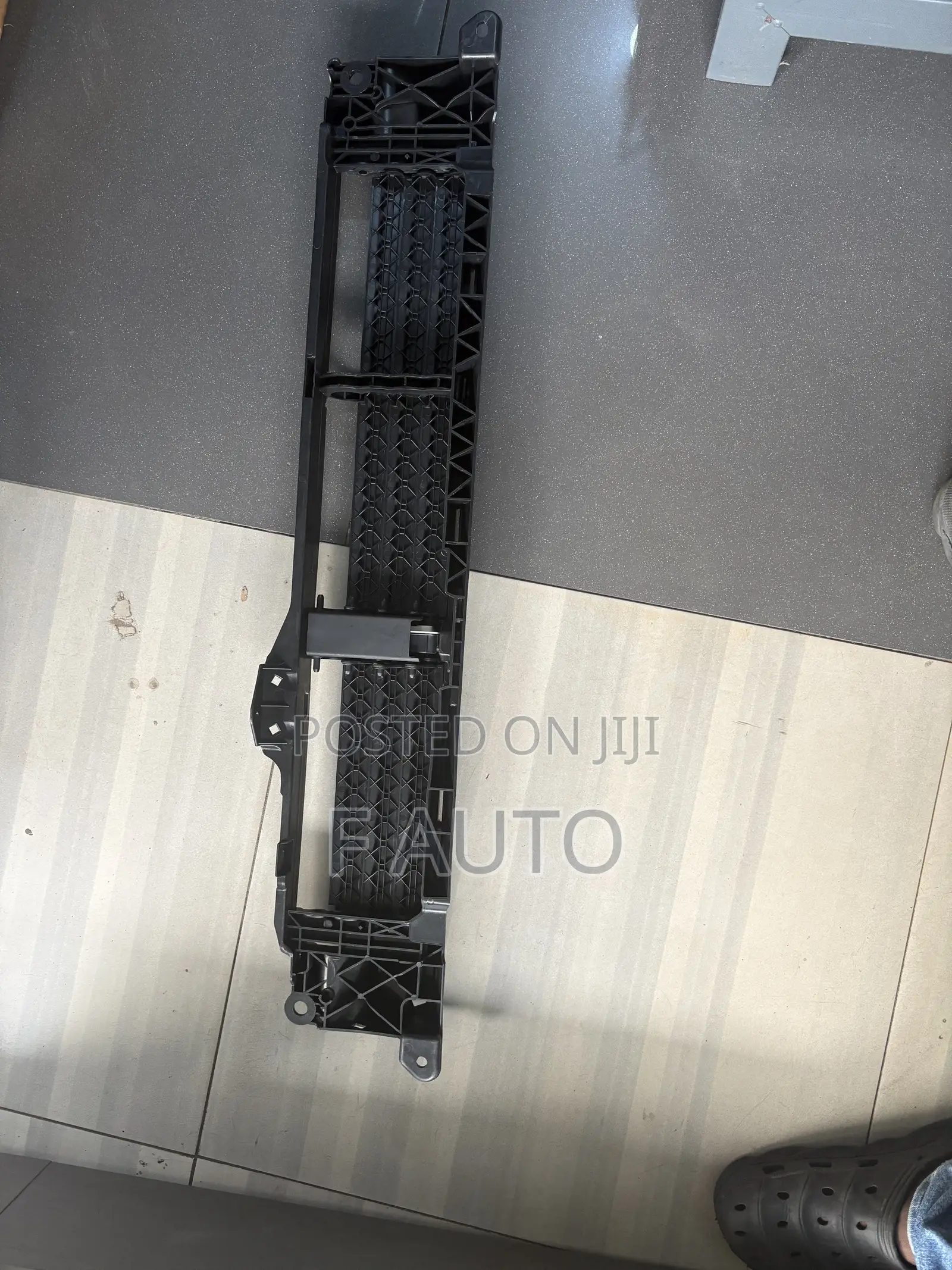 Honda CRV 2023,2024,2025 Shutter Grill With Motor