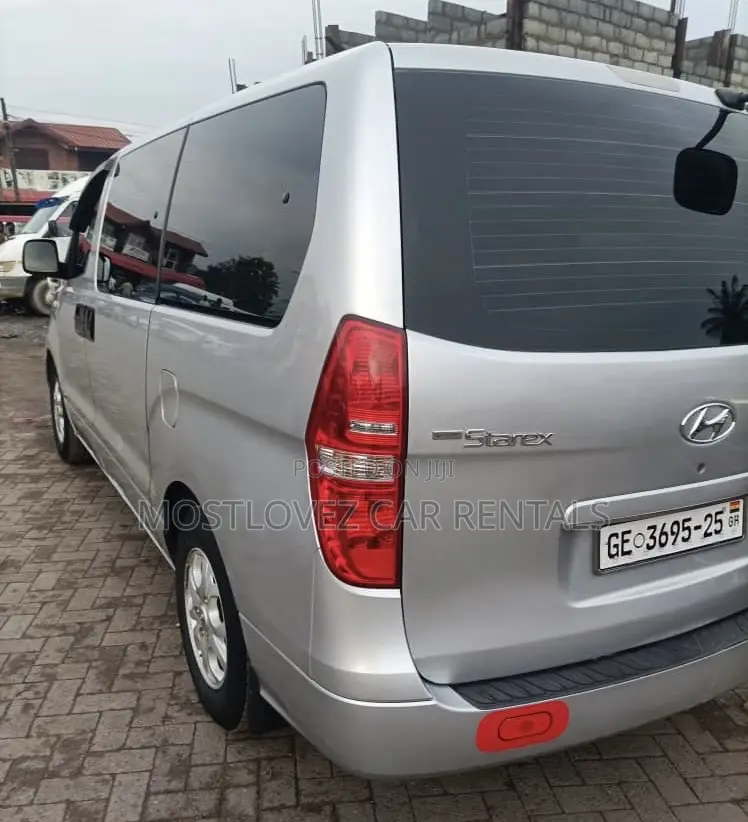Rent 11 Seat Hyundai Staris - Car Rental
