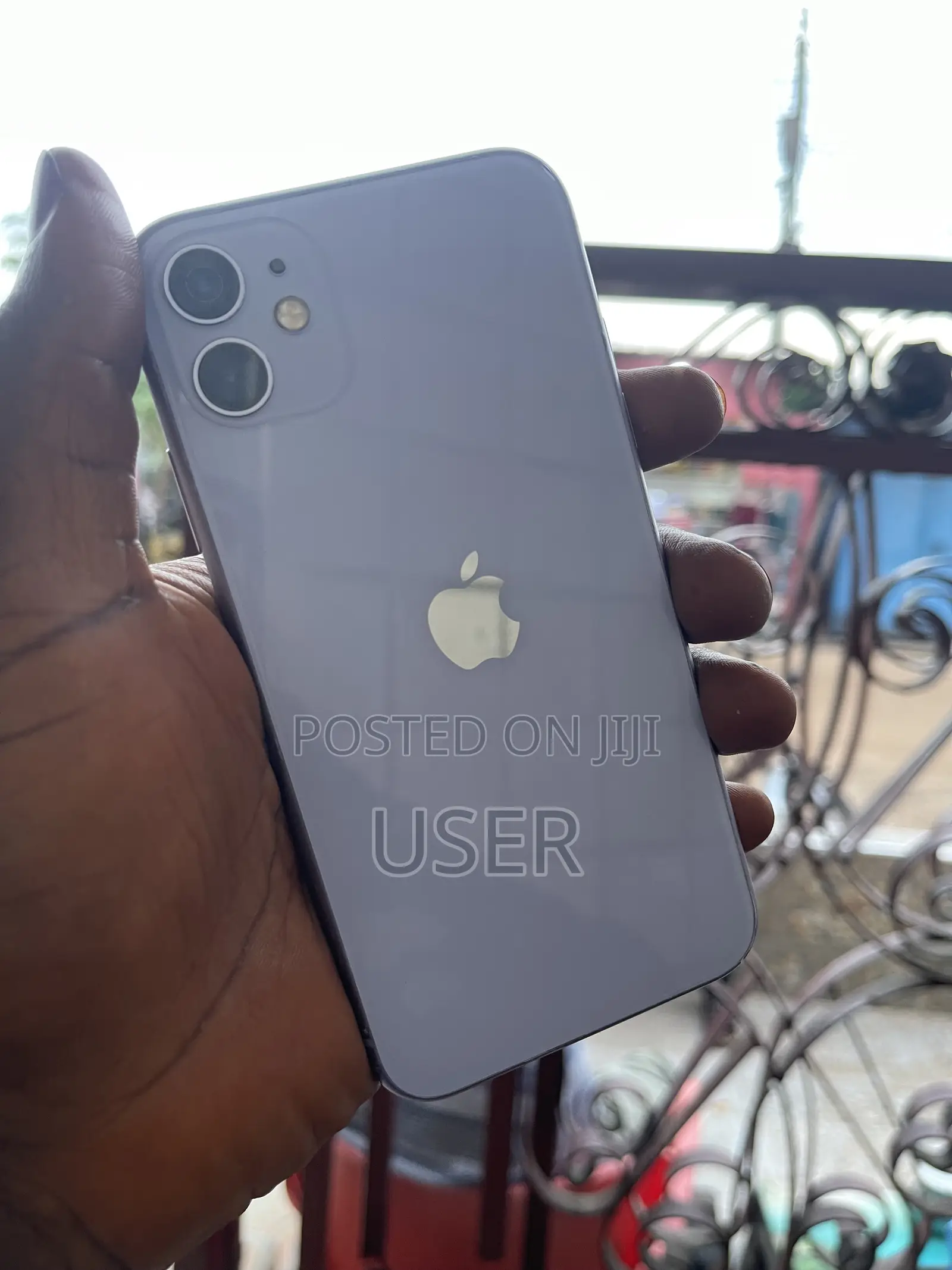 Apple iPhone 11 64 GB Purple
