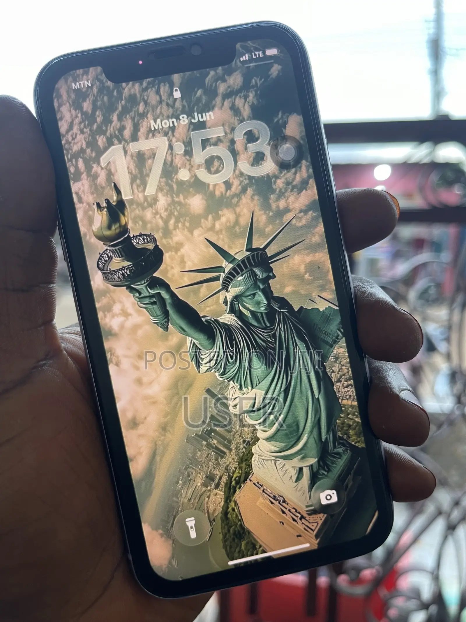 Apple iPhone 11 64 GB Purple