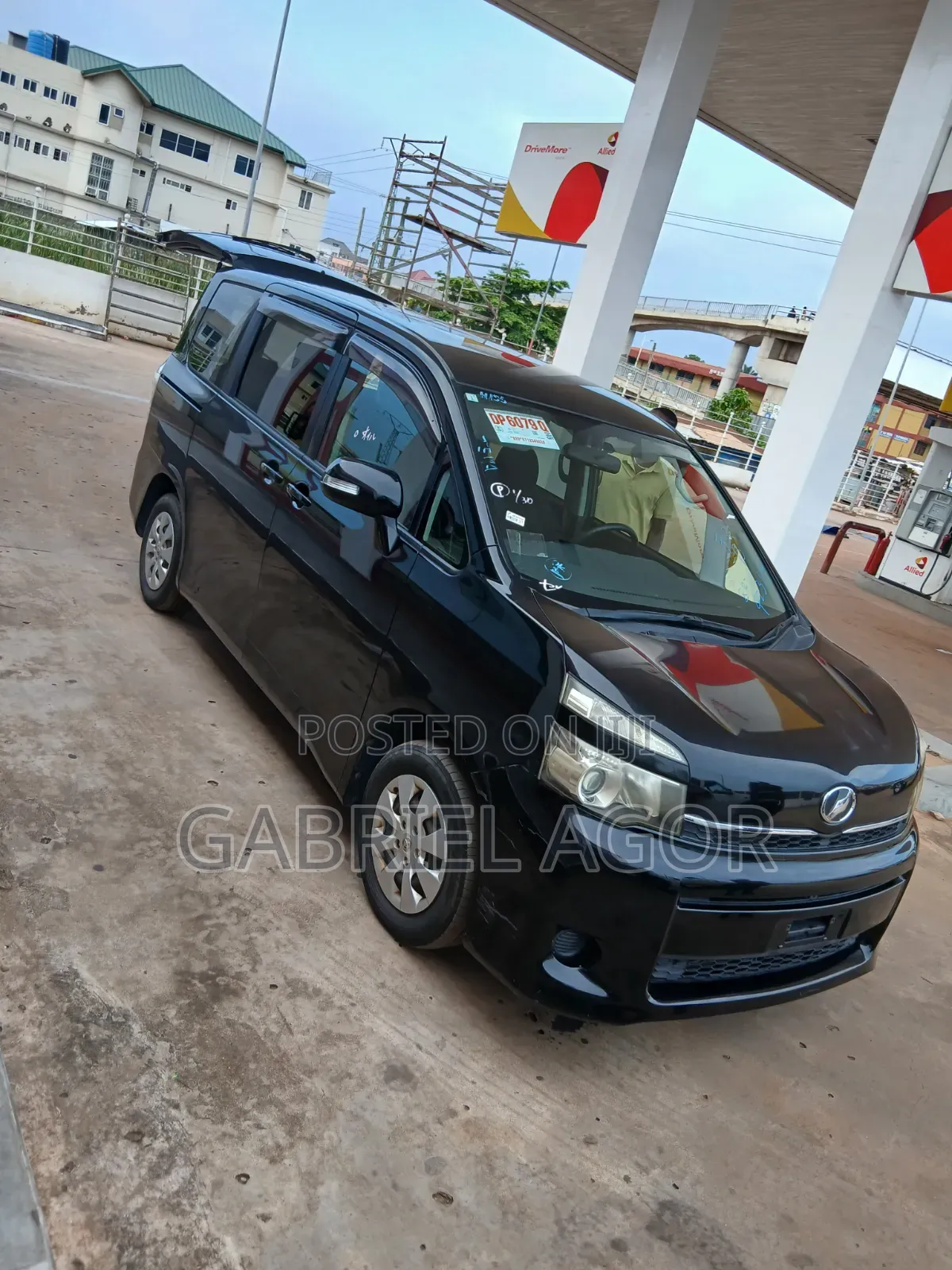 Toyota Voxy 2013 Black