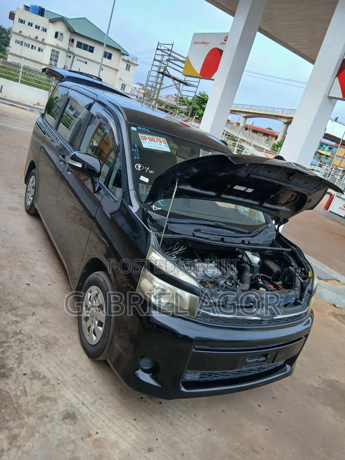 Toyota Voxy 2013 Black