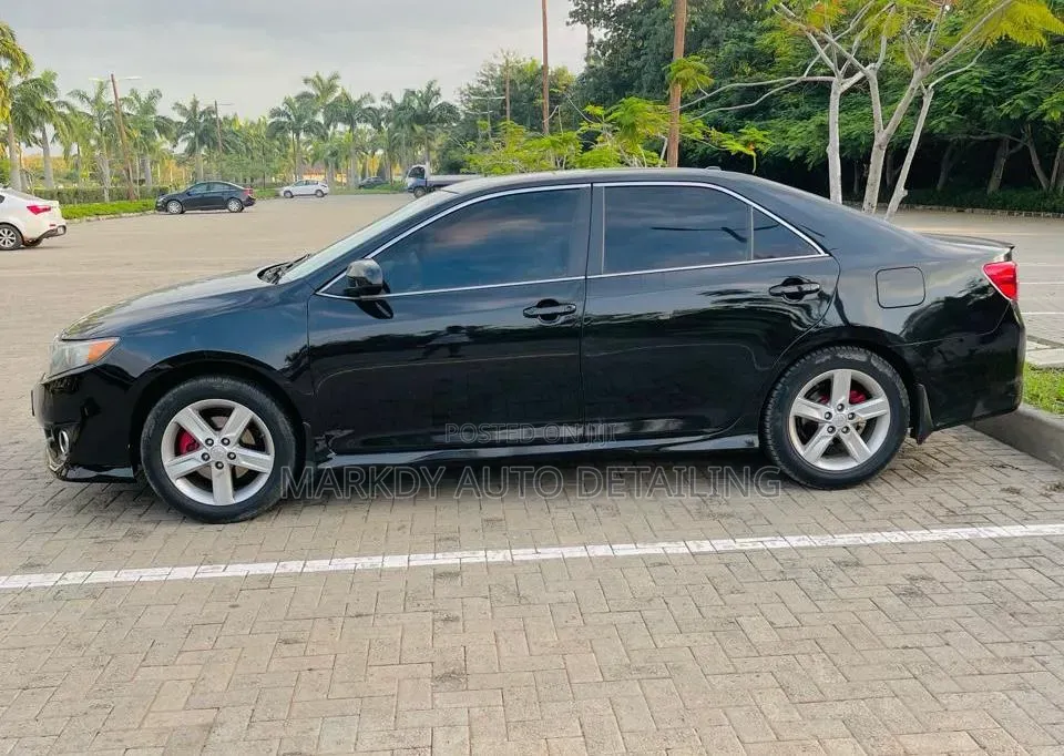 Toyota Camry 2013 Black