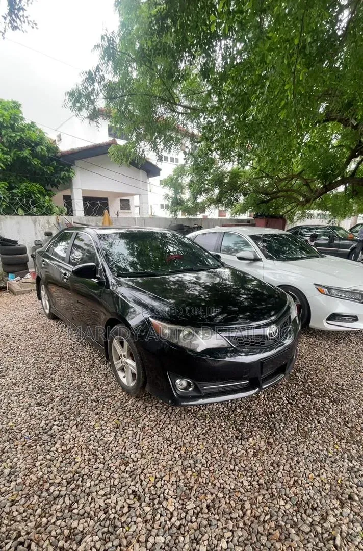 Toyota Camry 2013 Black
