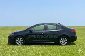 Toyota Corolla LE 2022 Black