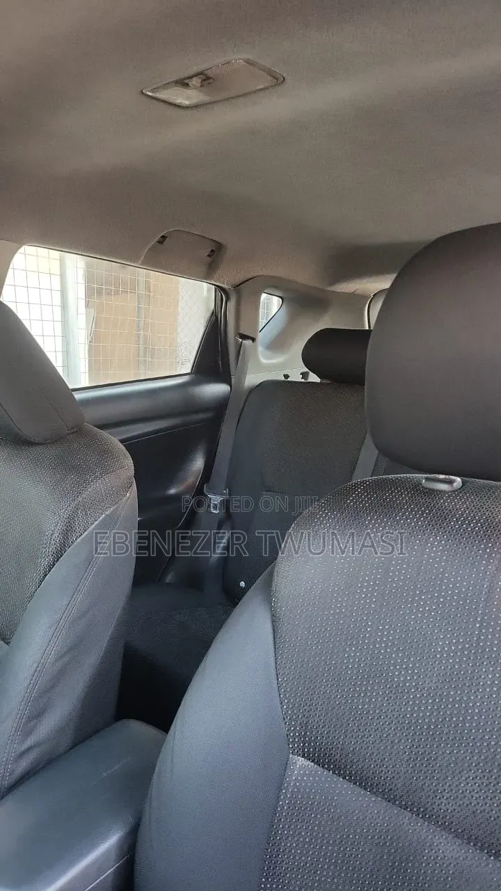 Pontiac Vibe 1.8L 2010 Silver