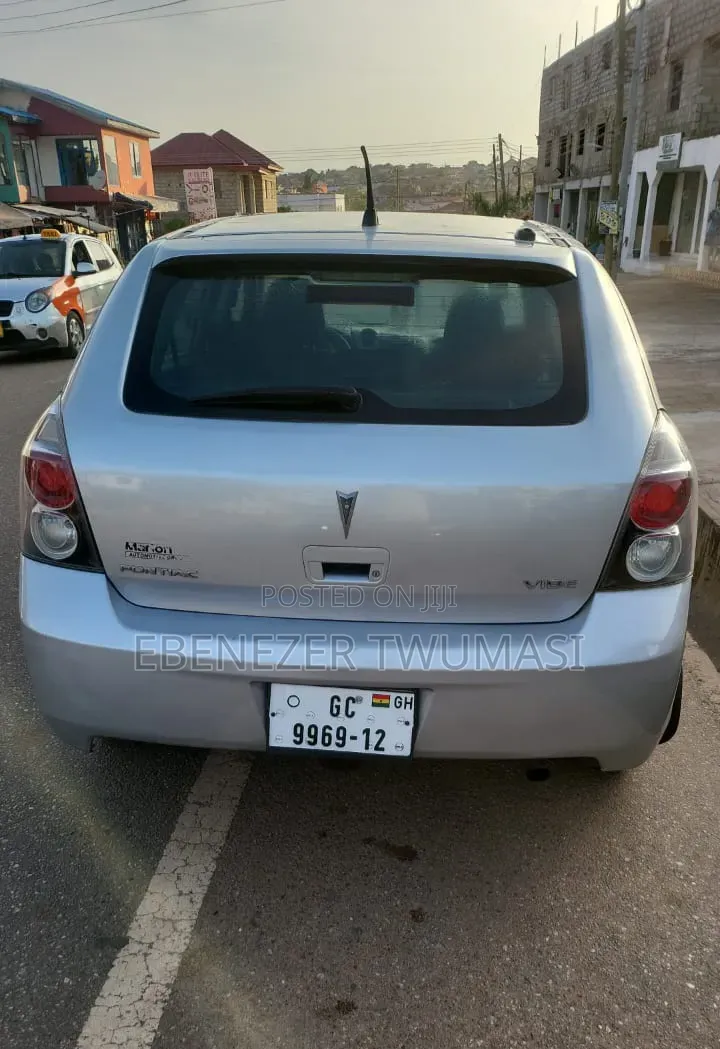 Pontiac Vibe 1.8L 2010 Silver