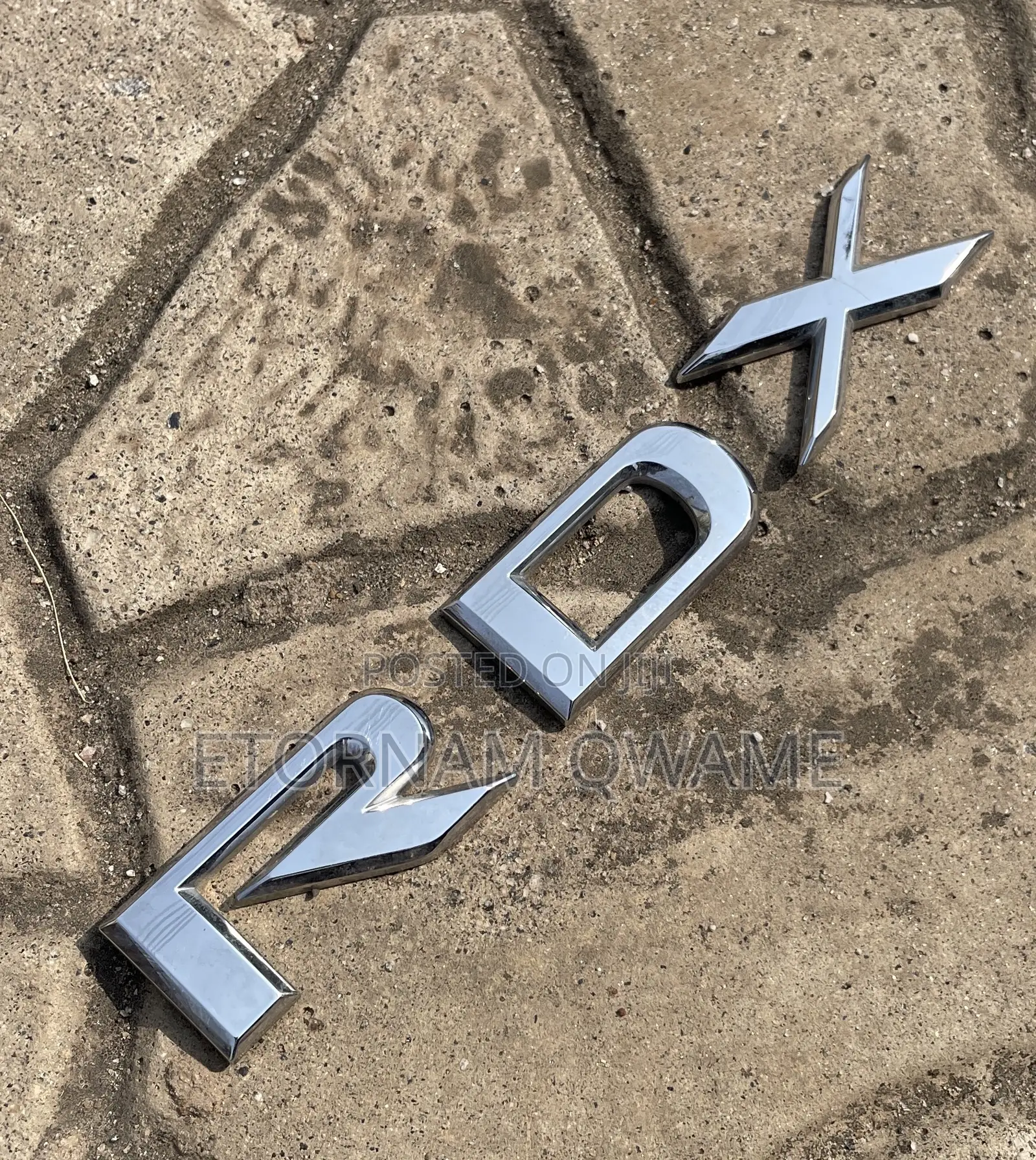 Acura RDX Writings/ Logo