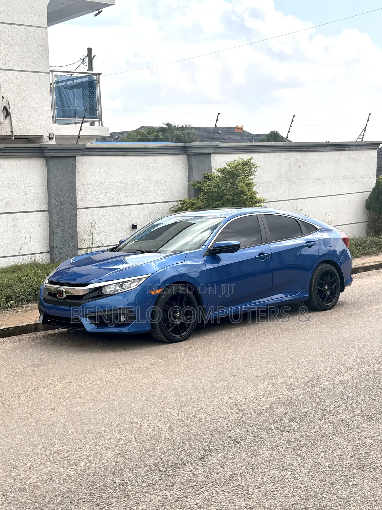 Honda Civic EX-L 4dr Sedan (1.5L 4cyl) 2017 Blue