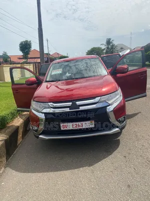Mitsubishi Outlander 2018 Red