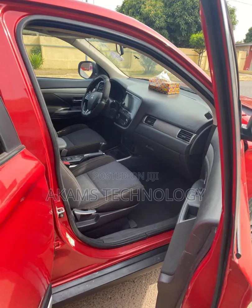 Mitsubishi Outlander 2018 Red