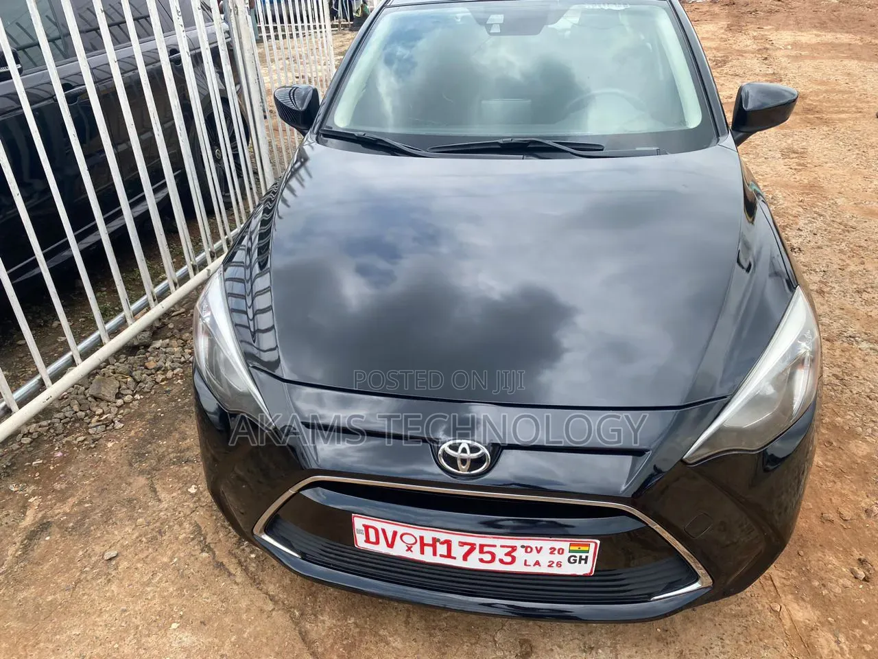 Toyota Yaris iA 1.5 FWD 2018 Matt Black