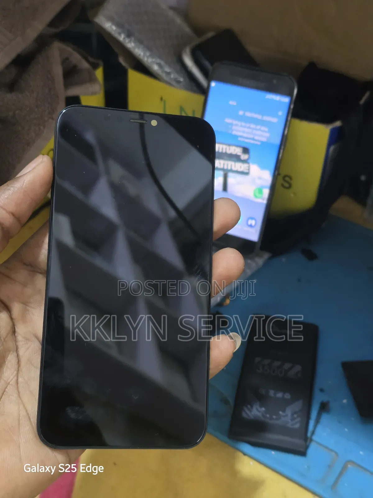 iPhone 11 Screen