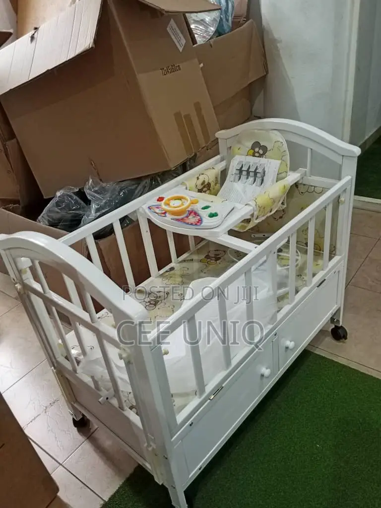 Push Push Wooden Cot