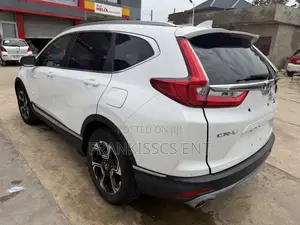 Honda CR-V Touring AWD 2019 White