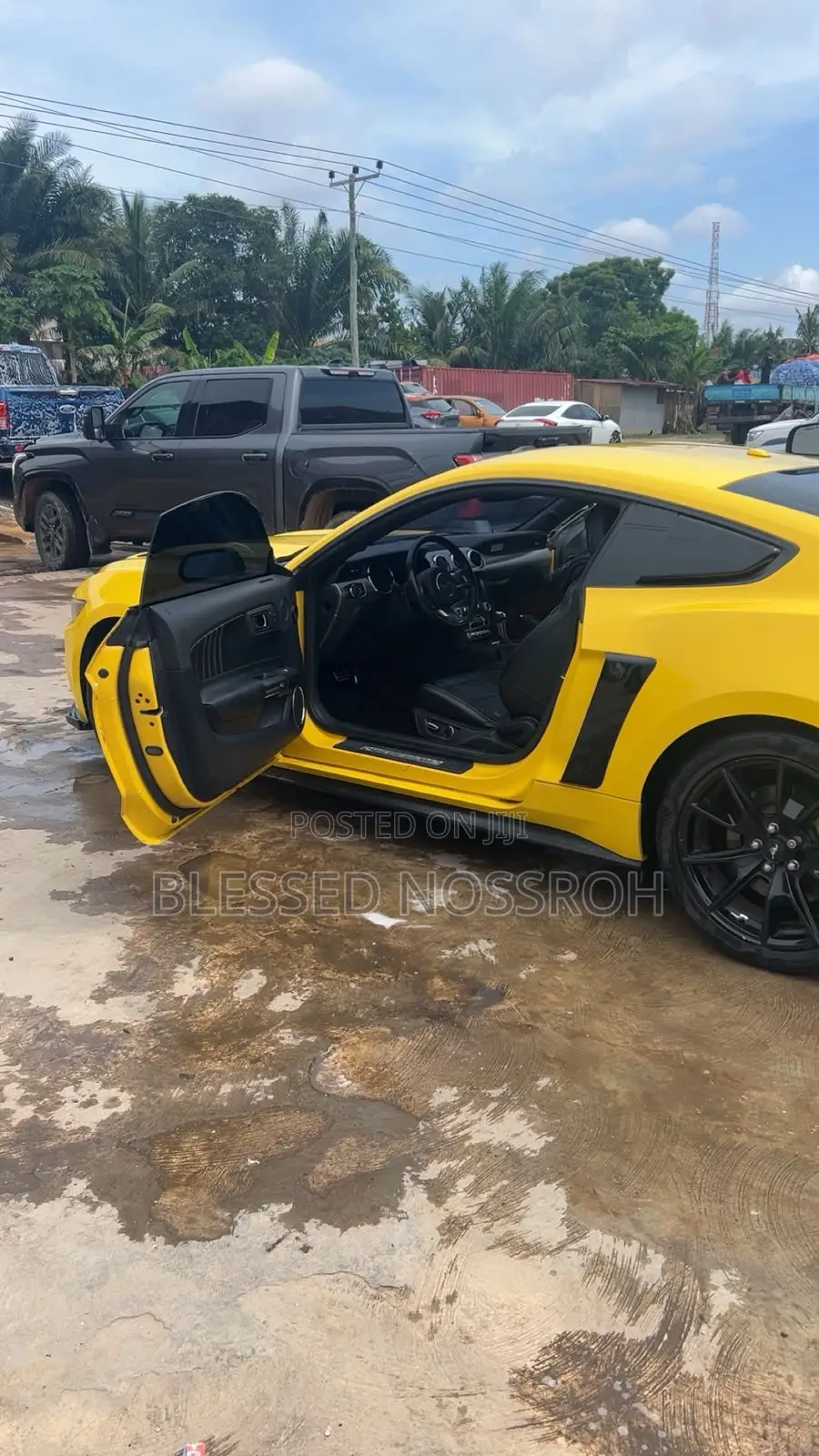 Ford Mustang GT Fastback 2017 Yellow