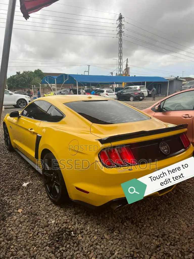 Ford Mustang GT Fastback 2017 Yellow