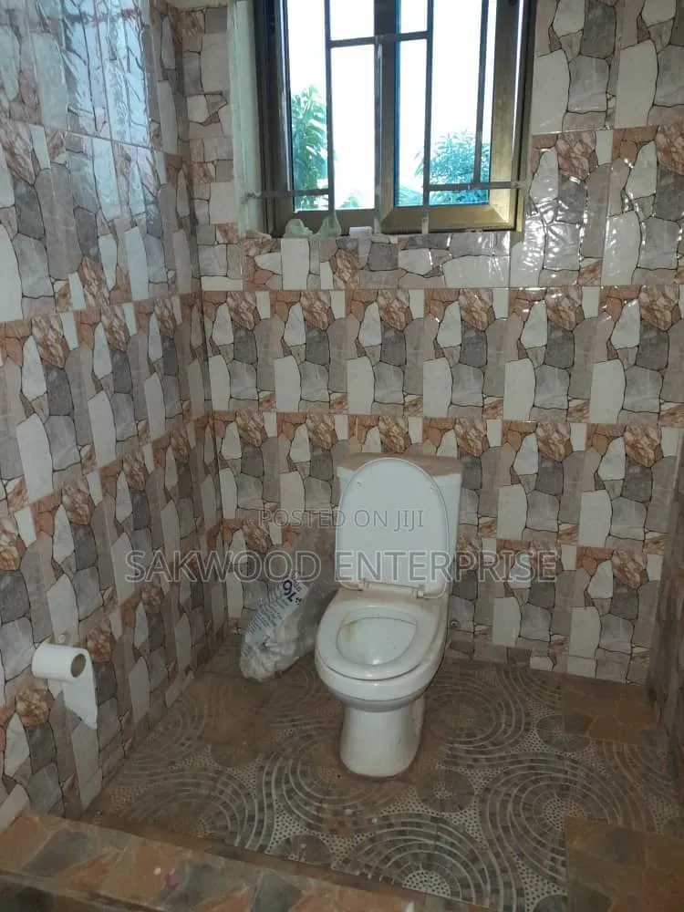 1bdrm Apartment in Sakwood Enterprise, Danfa for rent