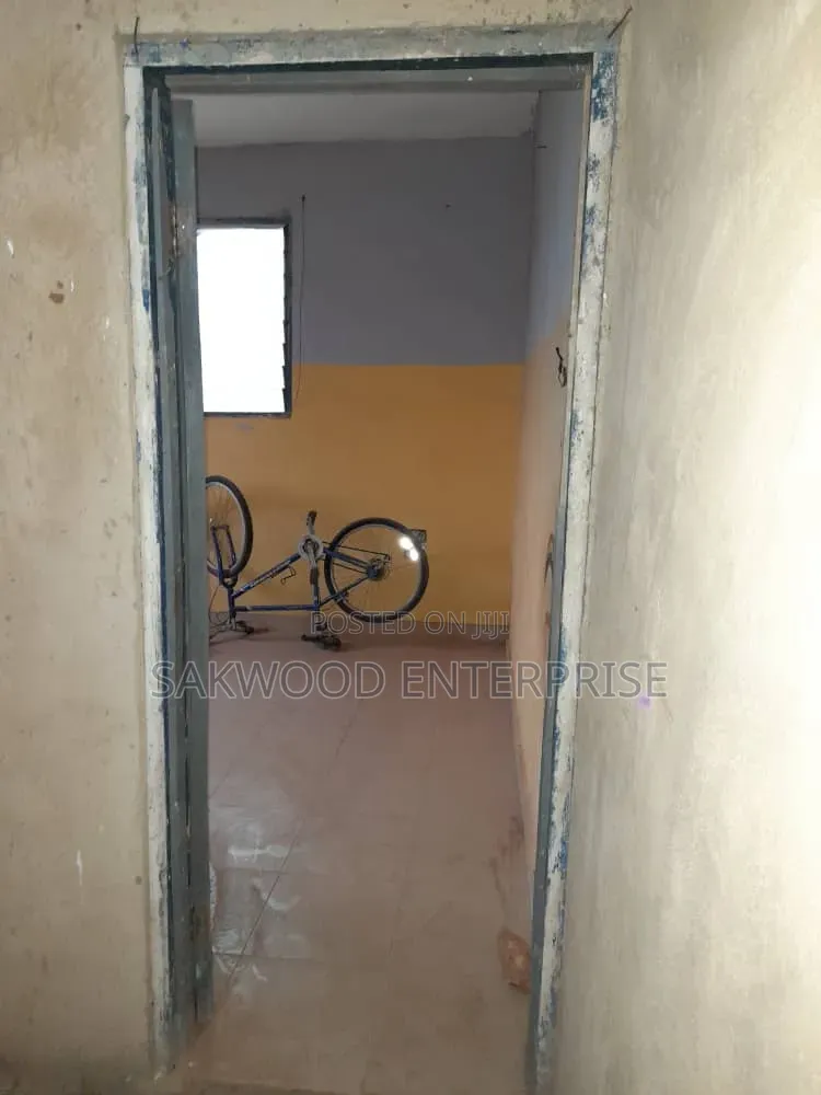 1bdrm Apartment in Sakwood Enterprise, Danfa for rent