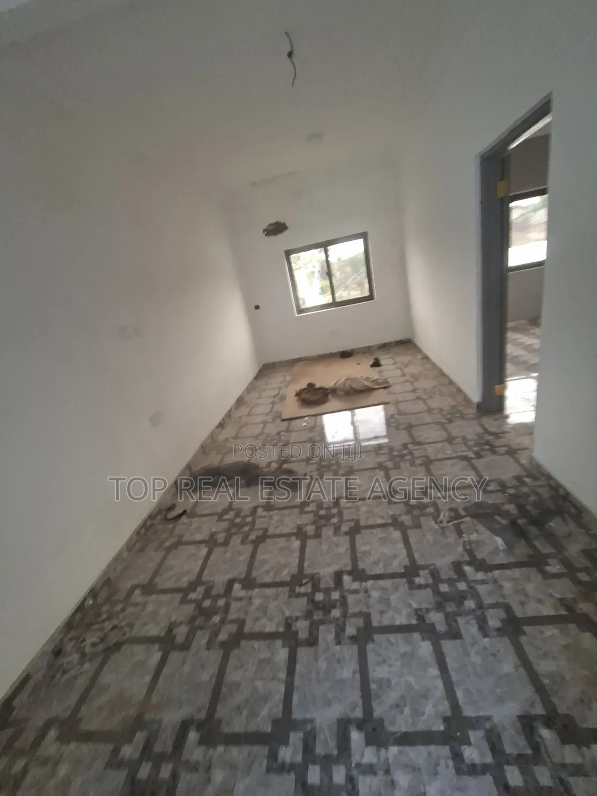 1bdrm Apartment in 100, North Legon for rent
