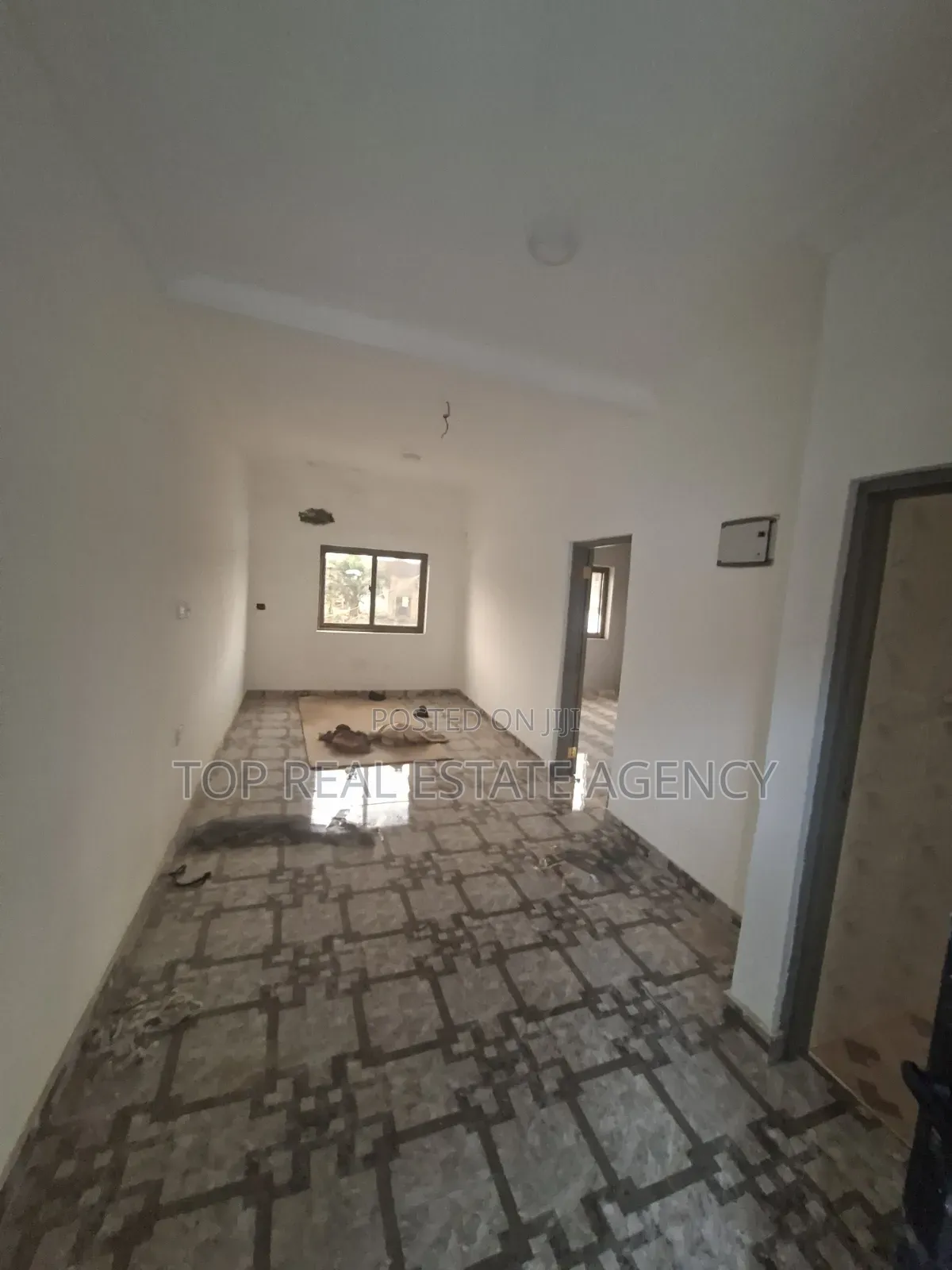 1bdrm Apartment in 100, North Legon for rent