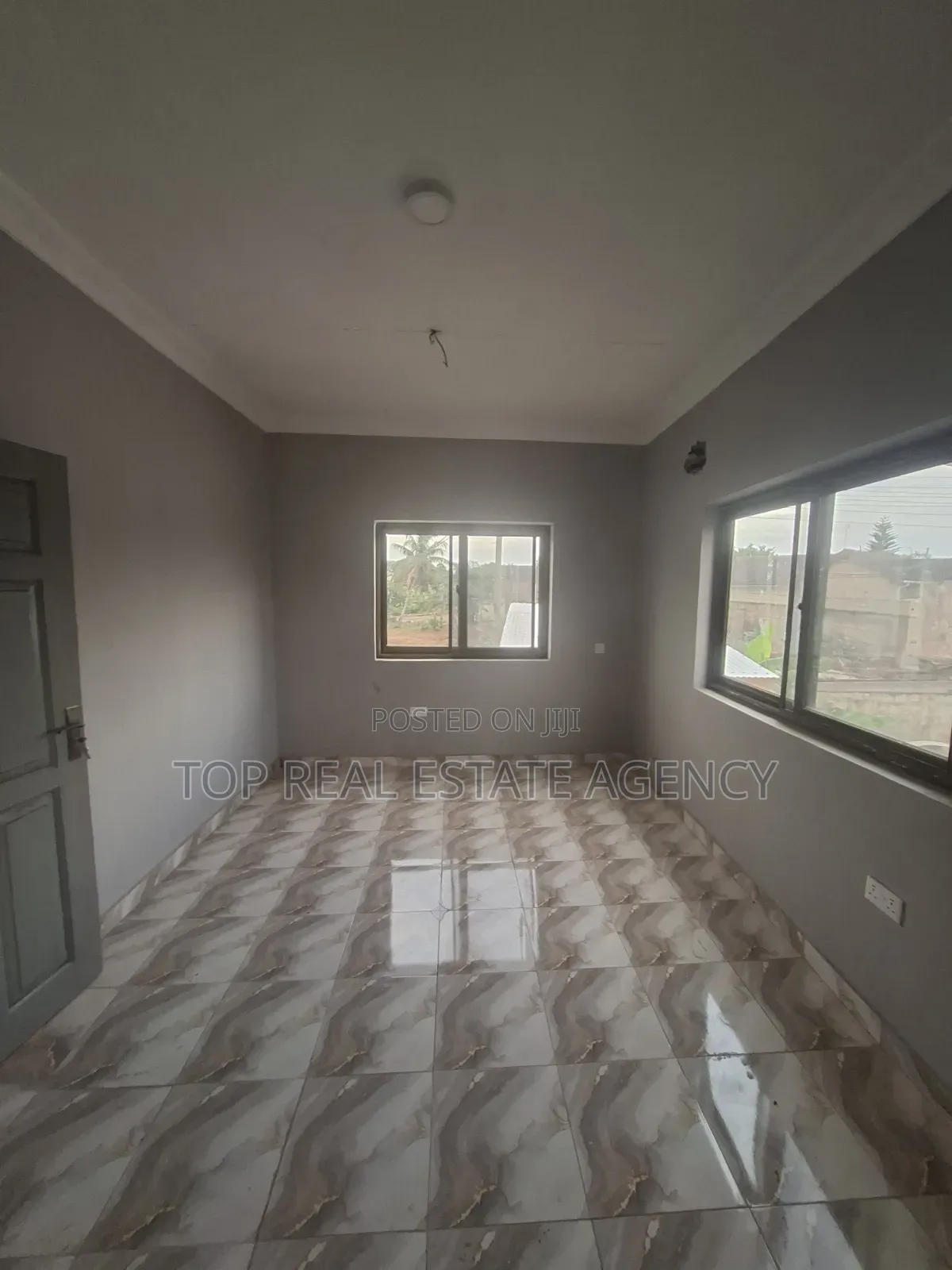 1bdrm Apartment in 100, North Legon for rent