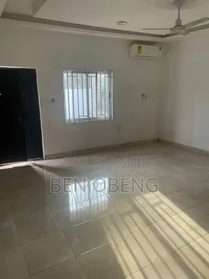 3bdrm House in La Estate, Labadi for rent