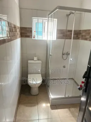 3bdrm House in La Estate, Labadi for rent