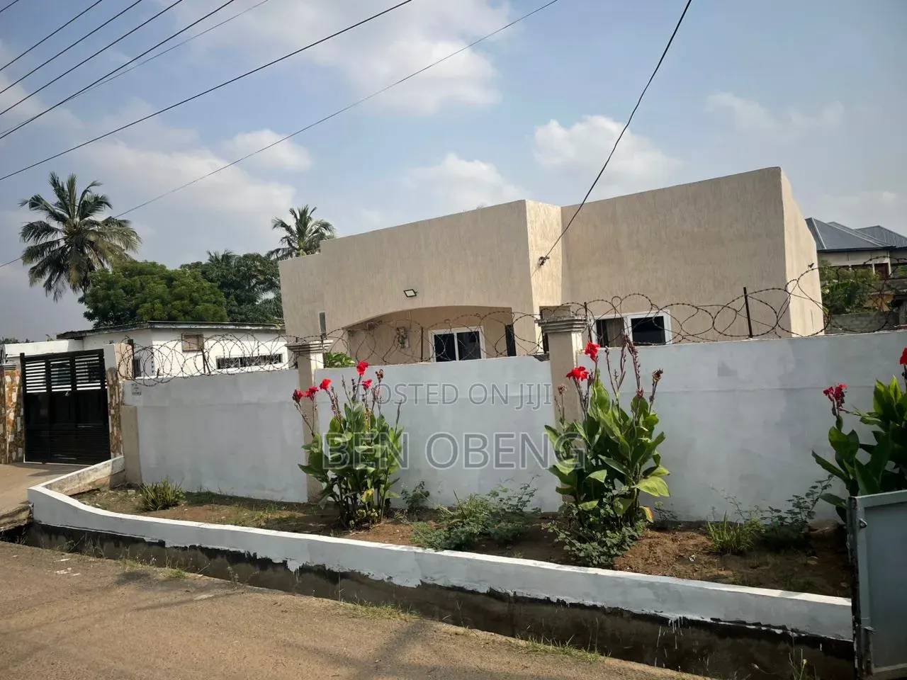 3bdrm House in La Estate, Labadi for rent