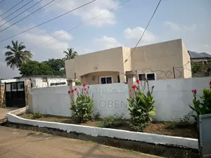 3bdrm House in La Estate, Labadi for rent