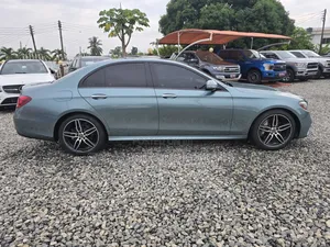 Mercedes-Benz E300 2019 Silver
