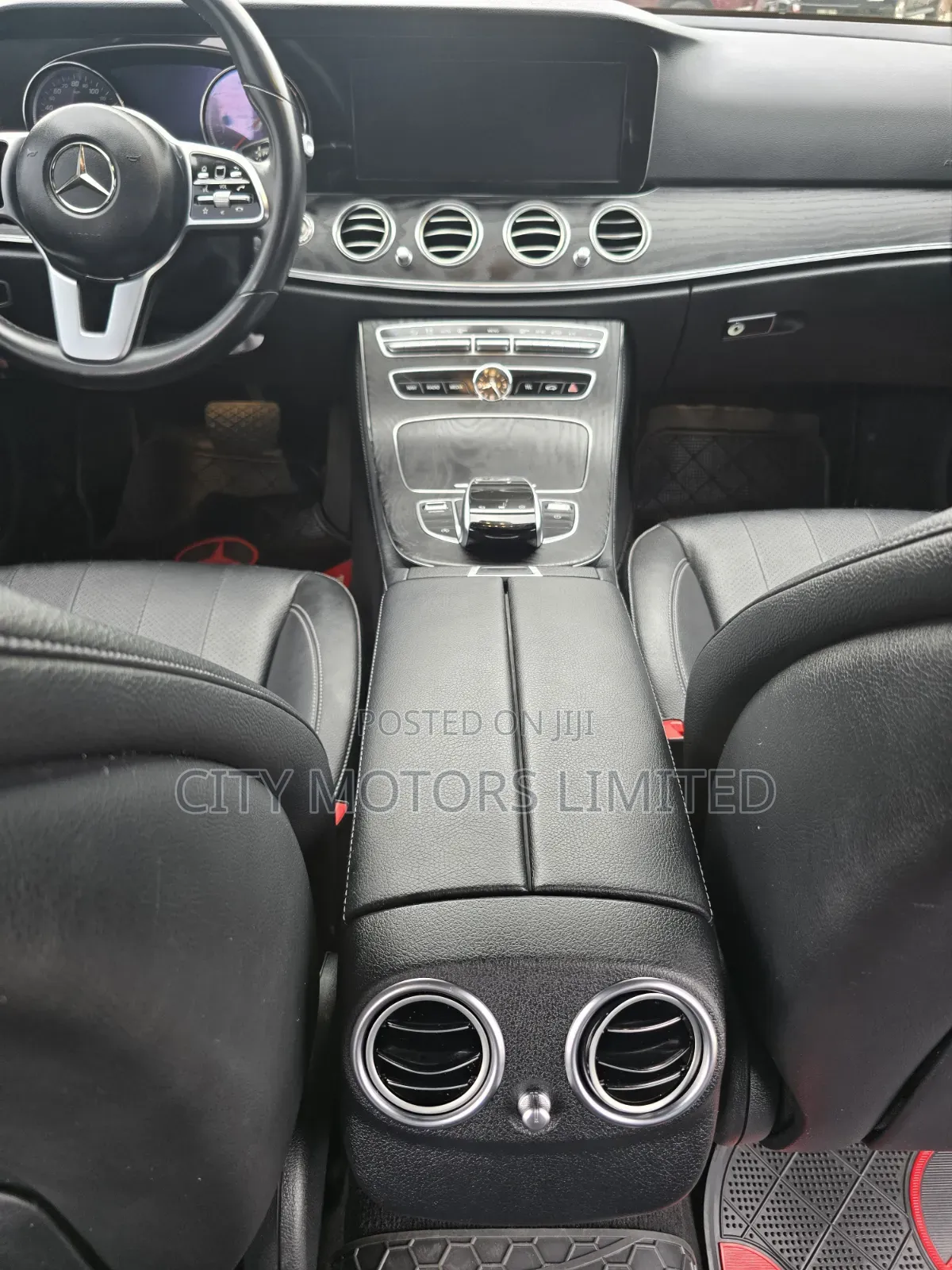 Mercedes-Benz E300 2019 Silver