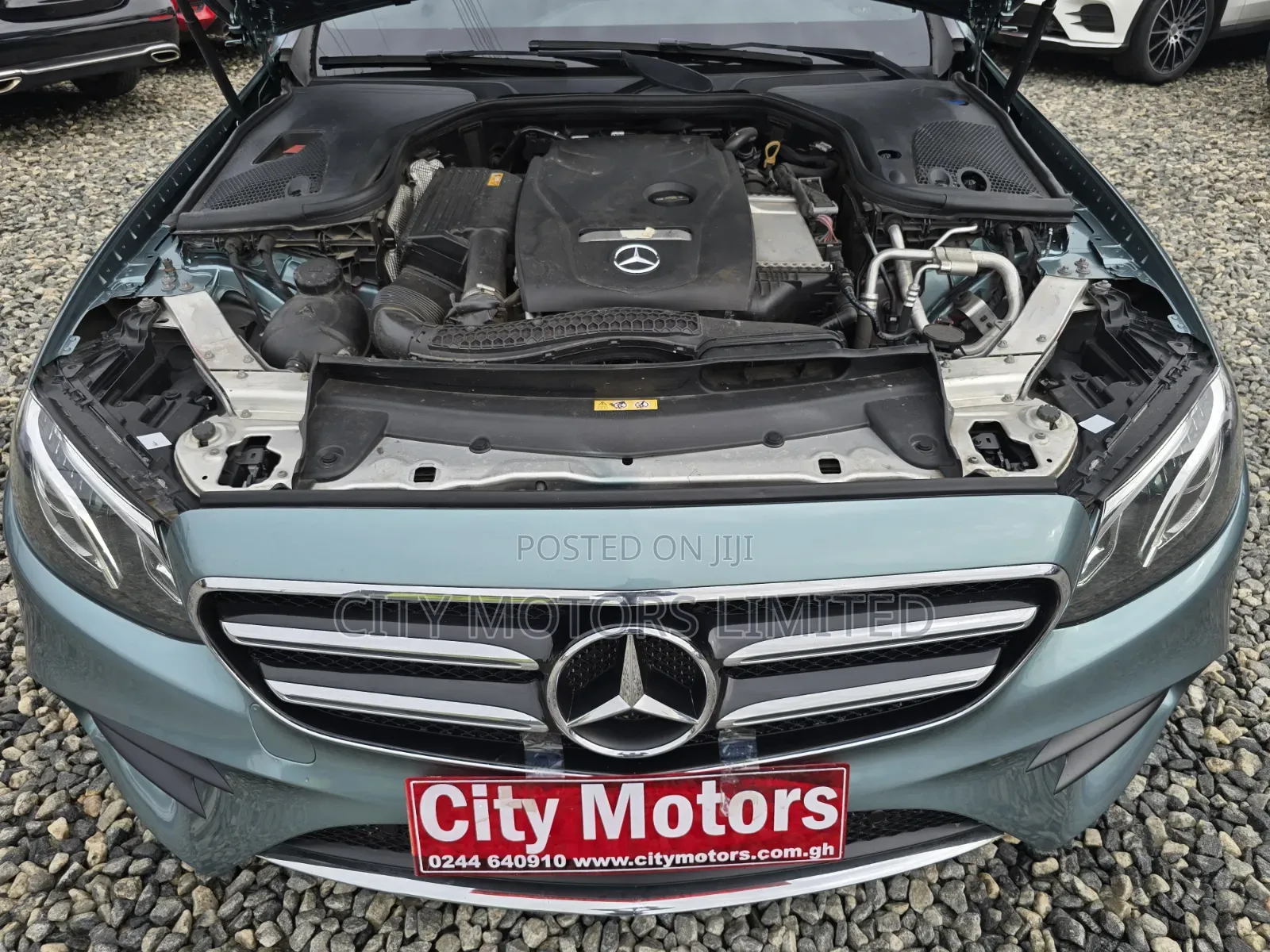 Mercedes-Benz E300 2019 Silver