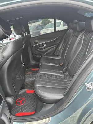 Mercedes-Benz E300 2019 Silver