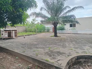5bdrm House in Kwabenya for sale