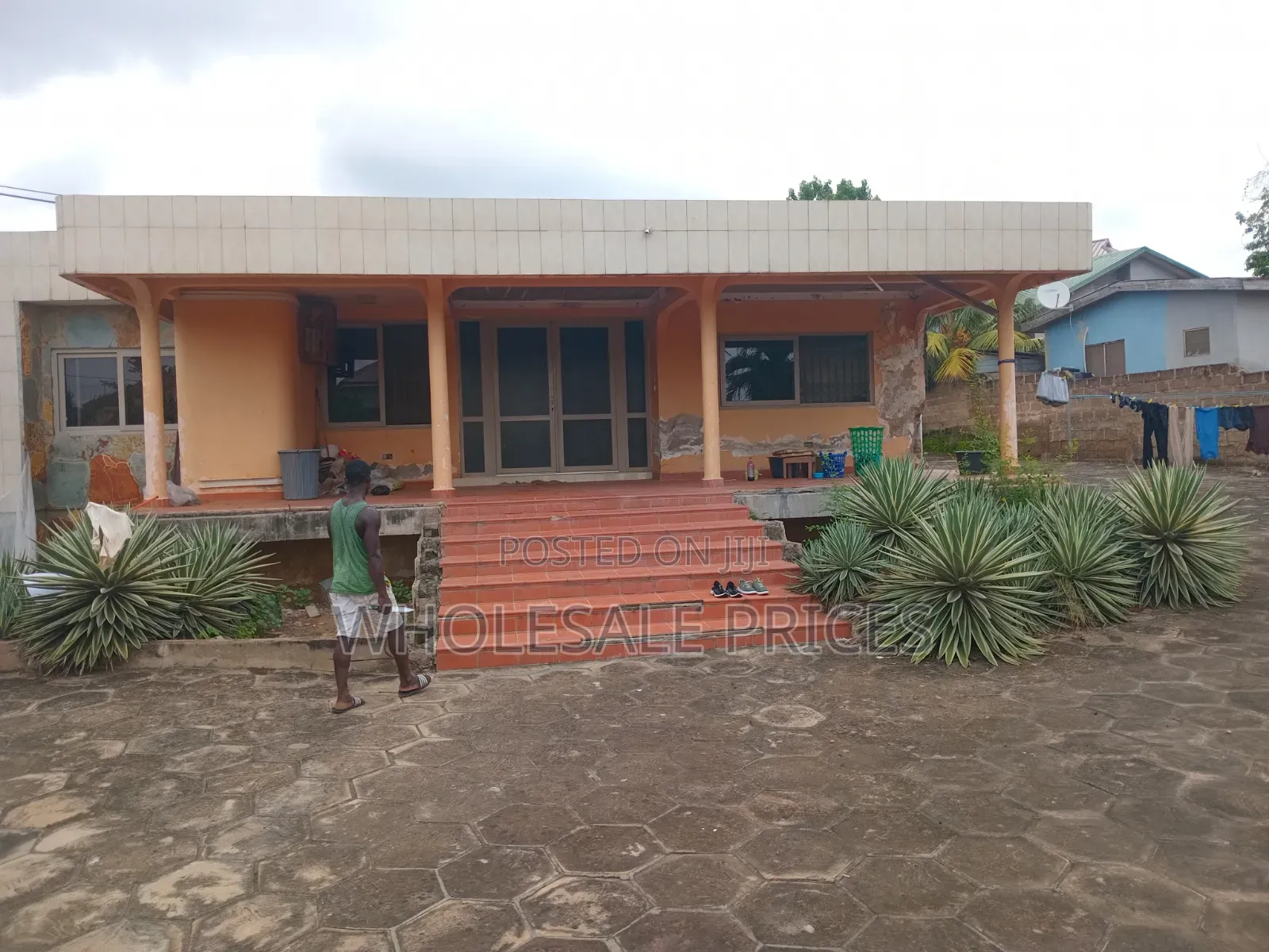 5bdrm House in Kwabenya for sale