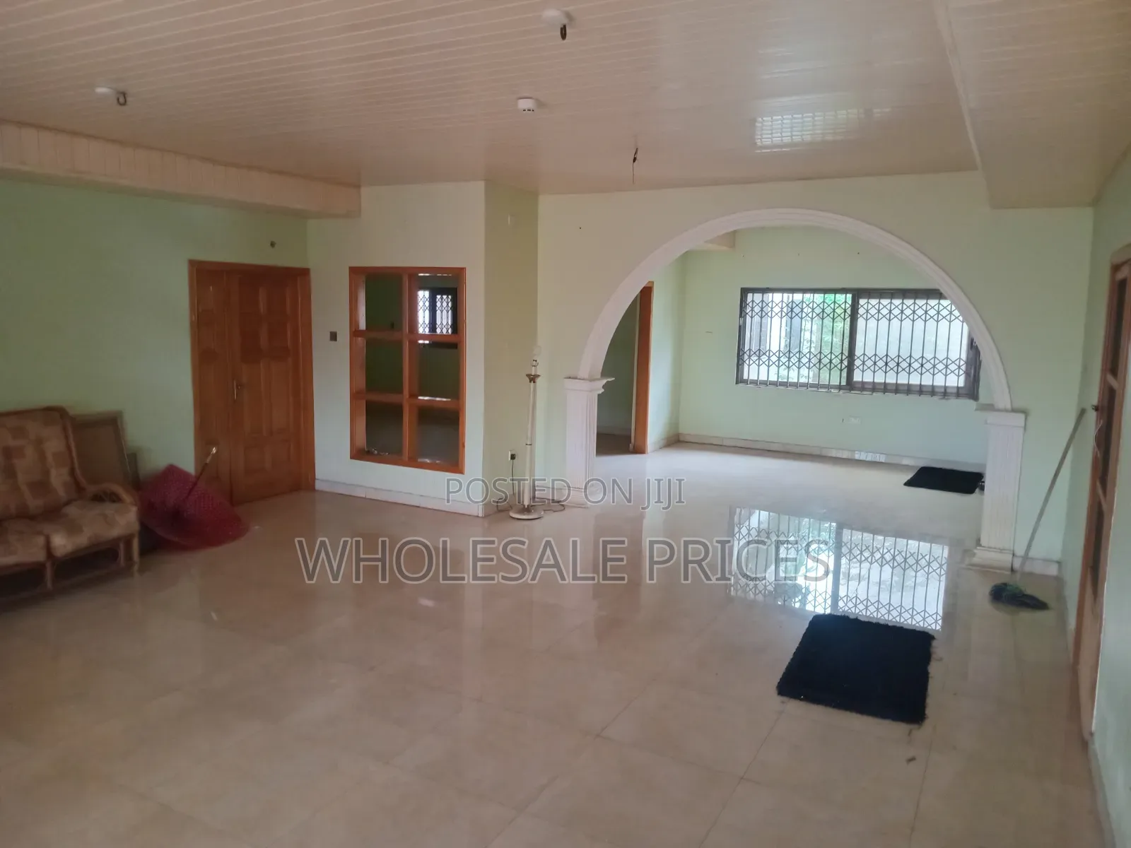 5bdrm House in Kwabenya for sale