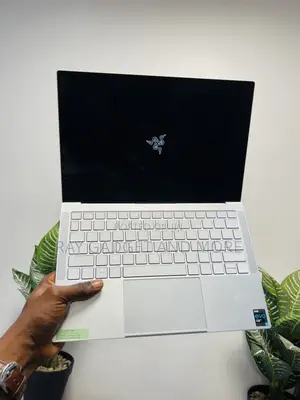 Laptop Razer Blade Pro 16GB Intel Core i7 SSD 256GB
