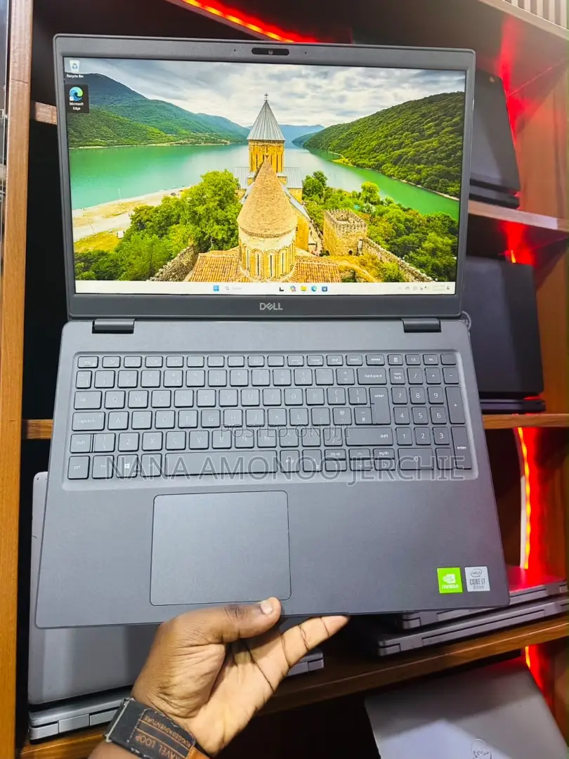 Laptop Dell Latitude 3510 16GB Intel Core i5 SSD 256GB