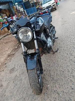 Honda CB 2012 Black