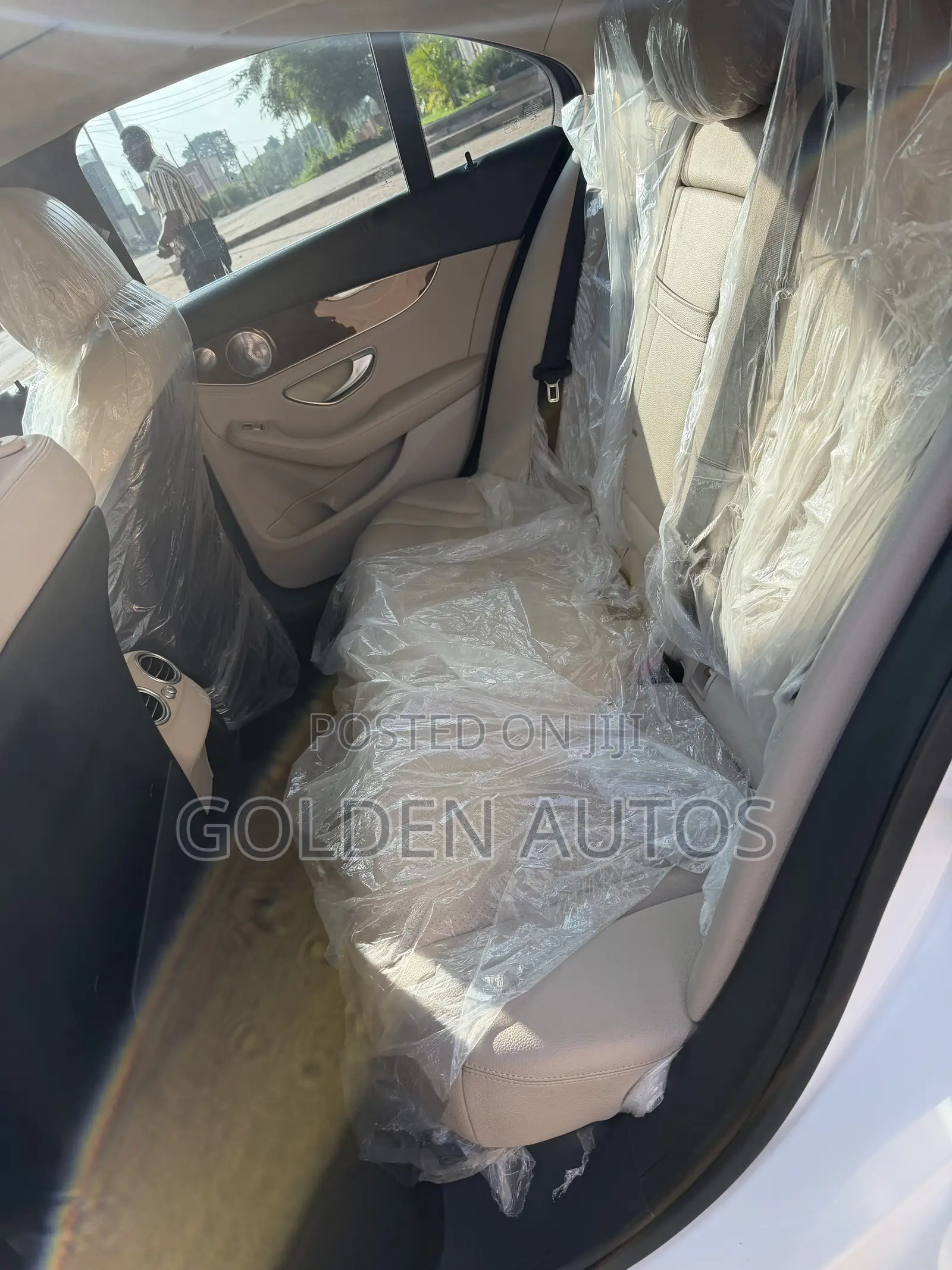 Mercedes-Benz C300 2016 White
