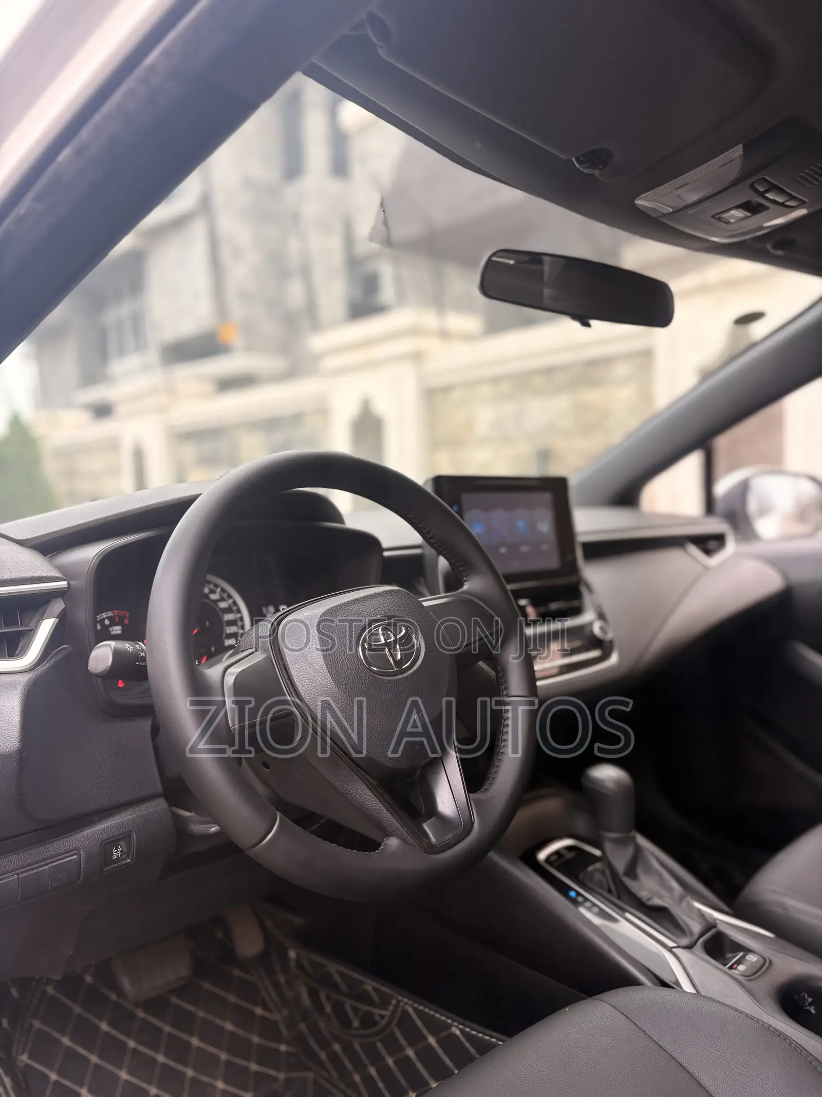 Toyota Corolla 2022 White