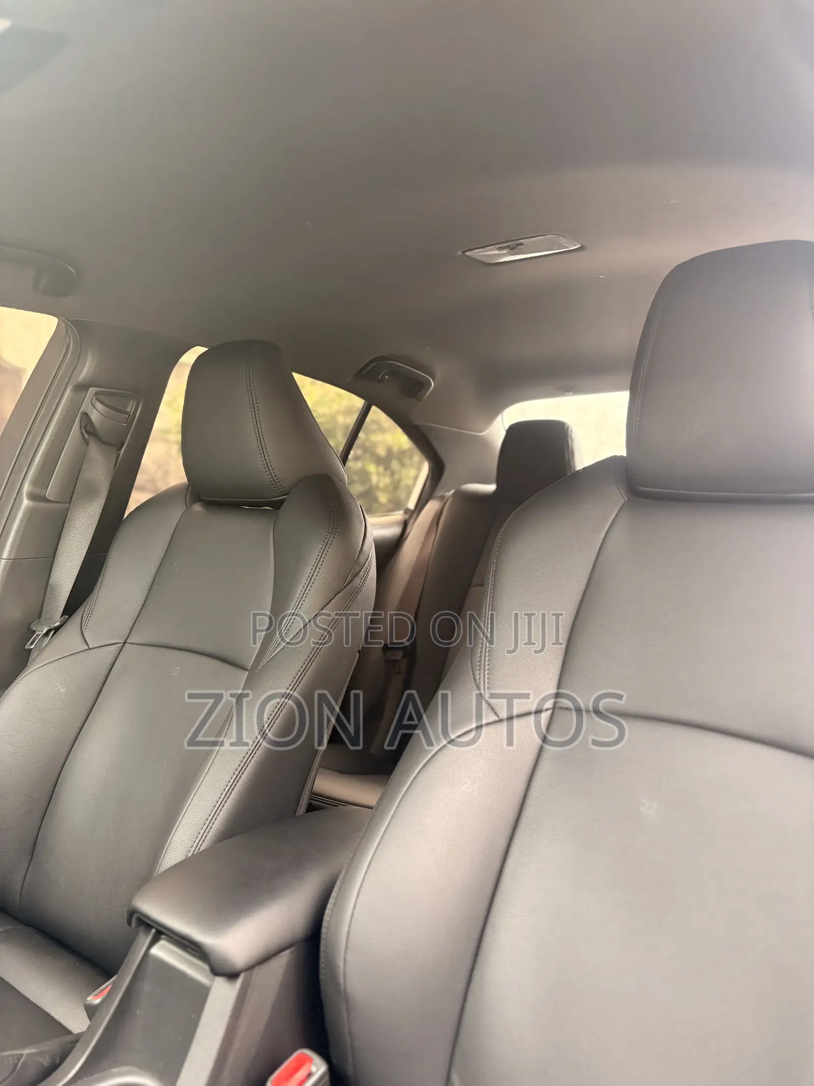Toyota Corolla 2022 White