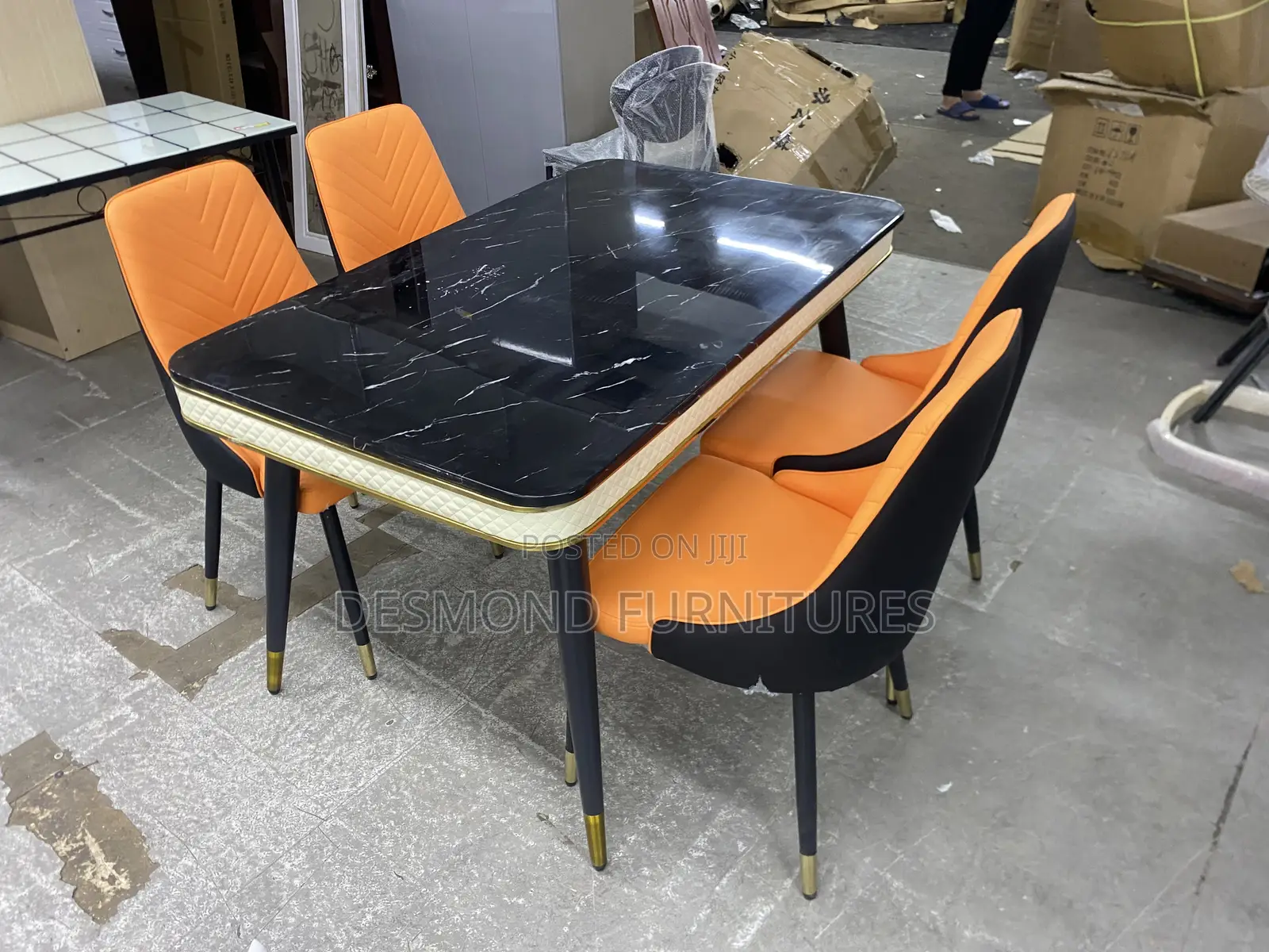 Imported Dining Set With 4 Chairs