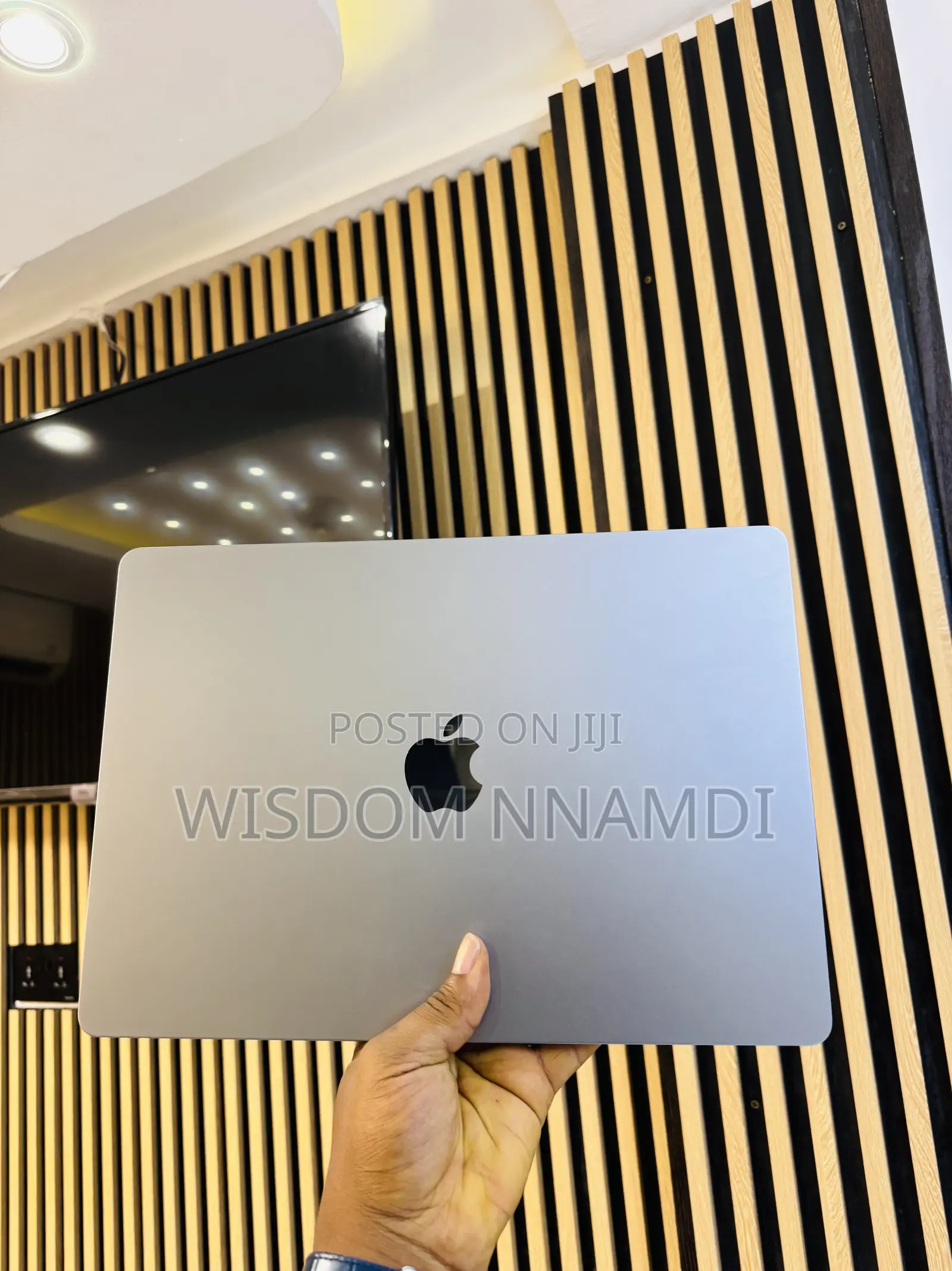 Laptop Apple MacBook Air 2023 M2 8GB Apple M2 SSD 256GB